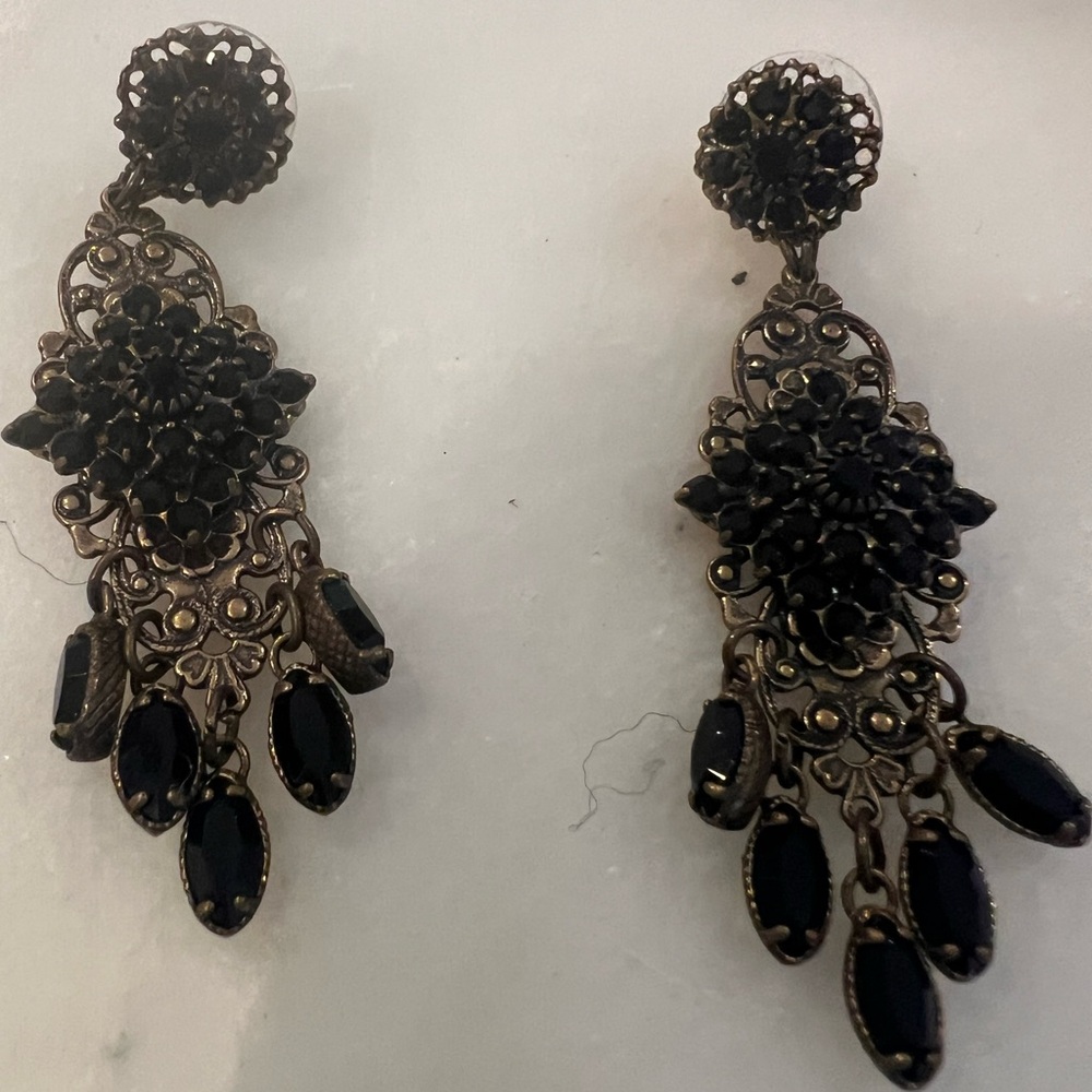 Kenny Ma Black Dangle Earrings